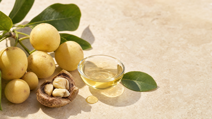 What Marula Oil Does for Your Skin