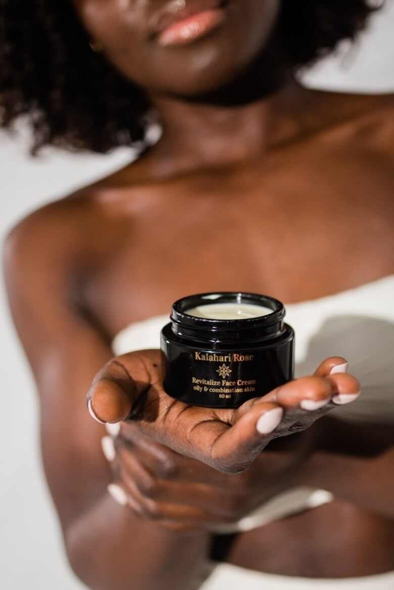 Kalahari Rose Revitalize Face Cream texture – lightweight, fast-absorbing